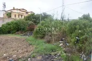 un terrain à vendre à soukra