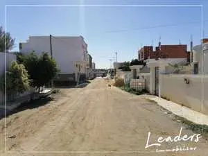  terrain avec deux façades situé à Sidi Hammed 📞27246344📞