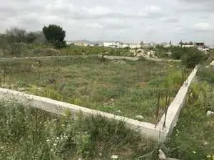 Lot de Terrein à la soukra