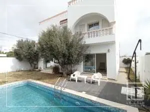 villa avec piscine à Kharouba Hammamet Nord 29625324