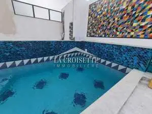 Villa S+4 avec piscine à Gammarth forêt MVL0514