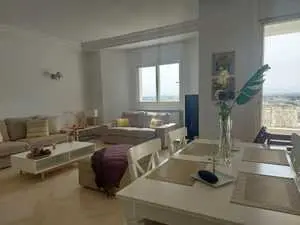 A Vendre Appartement lumineux avec vue dégagé à Menzah 8