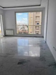 à vendre un joli appartement s+3 haut standing à ennaser2