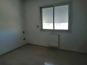 Location/Appartement S+1 à Ain Zaghouan