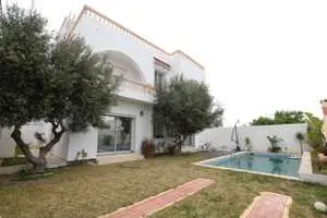 Villa avec Piscine sur Deux Niveaux à Hammamet27246343