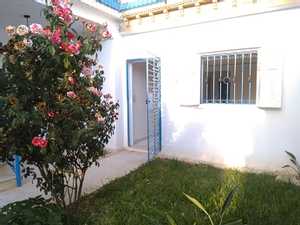 A vendre un bel appartement au RDC situé dans un quartier calme à Hammamet 