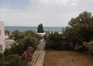 VENTE VILLA A LA MARSA VUE TOTALEMENT SUR MER 