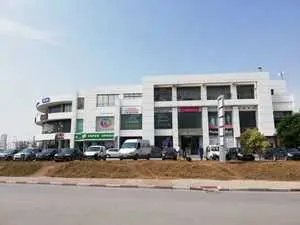 LOCAL COMMERCIAL A CENTRE MILLENIUM ROUTE DE LA MARSA – TUNIS