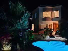 A Louer très belle Villa avec piscine RAFRAF