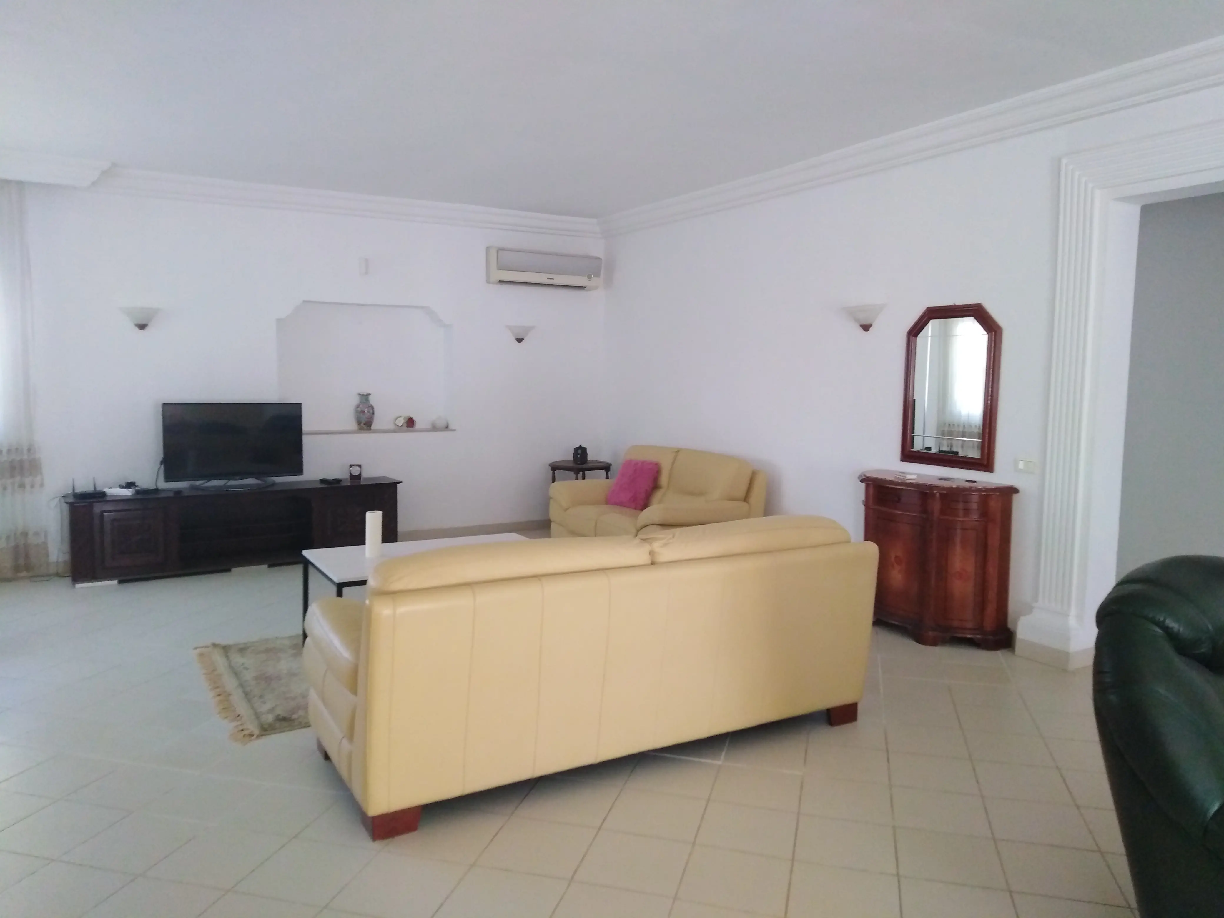 A vendre villa cité hidhab