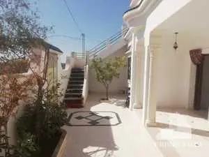  une belle maison à sidi Hamed prés de toutes les commodités