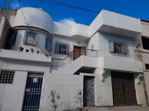 A Vendre villa deux étages indépendantes Cité Khaled Ibn Elwalid - Mannouba