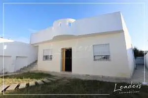 Villa S+3 à Hammamet 