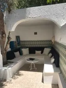 Appartement indépendant meublé S+1 avec une terrasse aménagée,Sidi Bou Saïd