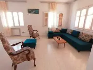 Etage de Villa vide S+3 a la Soukra