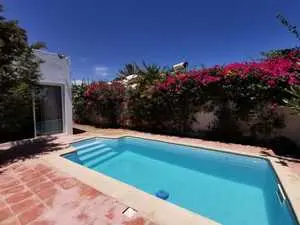 A LOUER UNE VILLA AVEC PISCINE MIDOUN DJERBA