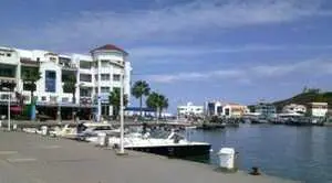 Studio S+1,Climatisé Résidence Tabarka le port de plaisance. 