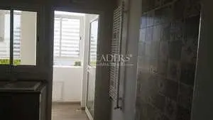 un appartement à vendre à soukra