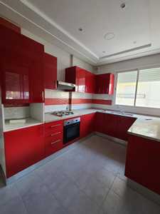 a louer s4 etage de villa a ain zaghouan 