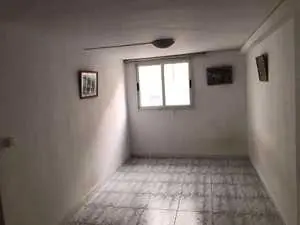 un appartement vide à beb lkhadhra