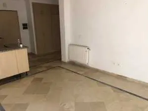 Un appartement S+1 à louer à l'aouina cité wahat