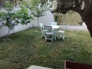 Maison avec jardin gazonné très propre a kelibia 5min de la plage avec voiture 