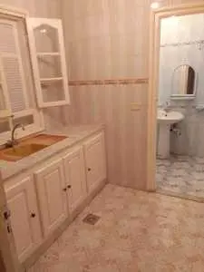 Petite Appartement son meuble S 1 troisième étage avec ascenseur à hammam Sousse