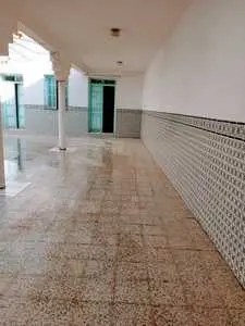 DAR ARBI FI CENTRE MOKNINE 290m2