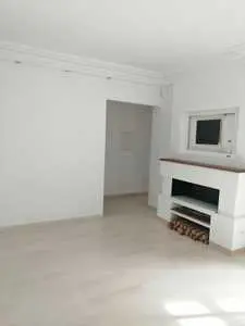 A louer un appartement s+1 à boumhal