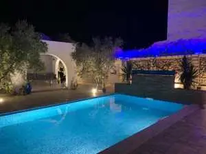 Villa s+4 avec Piscine à Hammamet Menchar