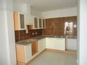  1050 DT Appartement (RDC) S+2 à sahloul avec entré indépendante