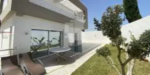 Villa nouvellement construite S+5,La Soukra