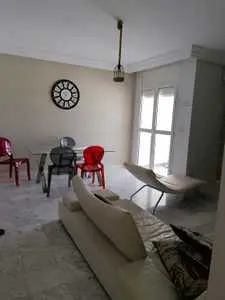 appartement S+3 à vendre à chott-Mariem 