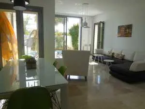 Bel appartement s2 avec piscine 