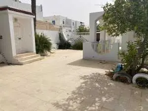 Villa en plein centre ville houmt soug djerba