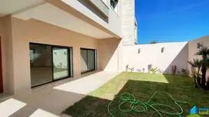 Villa S+3 jamais habité à la Soukra