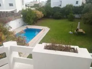 Location - Villa HS avec piscine - Chotrana 3