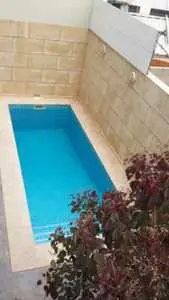 A louer à la marsa un beau triplex avec piscine