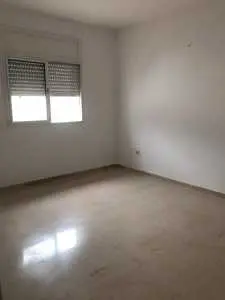 A louer 450dt appartement S+2 à Mourouj 5