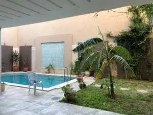 Loft meublé avec jardin et piscine à Riadh El Andalous 