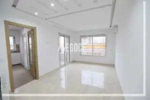 un appartement S+2 au 1er étage d’une résidence située à AFH Mrezga 