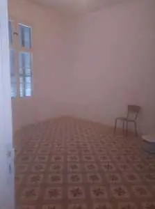un appartement retapé à neuf à rue de palestine 
