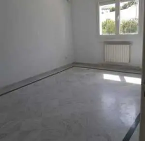 à louer un appartement s+1 à l'Ariana