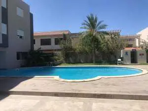 A vendre appartement s2 avec jardin à la Soukra