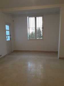 Appartement s+3 à cité el habib ezzahra