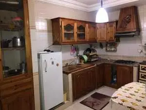 a vendre maison 2 etage cité riadh rue tawfik a coté de ciosque