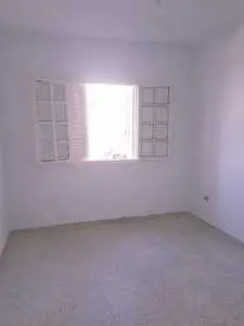 Vente / Appartement S+3 à Manar 1 .