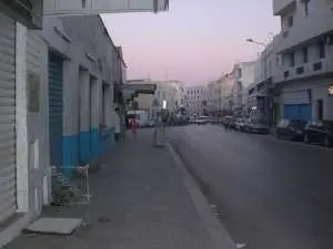 un étage a vendre a beb jdid Tunis 