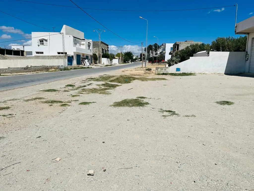 Terrain commercial à Hammamet