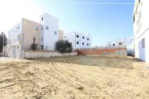 un beau terrain viabilisé,qui sis à la Soukra 27246347